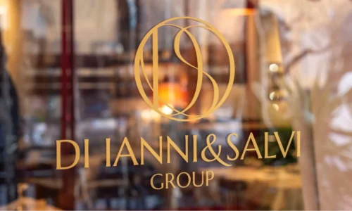 di ianni logo su vetro